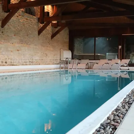 Hotel Domaine De Barive 4*
