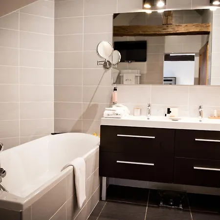 Ξενοδοχείο Domaine De Barive 4*