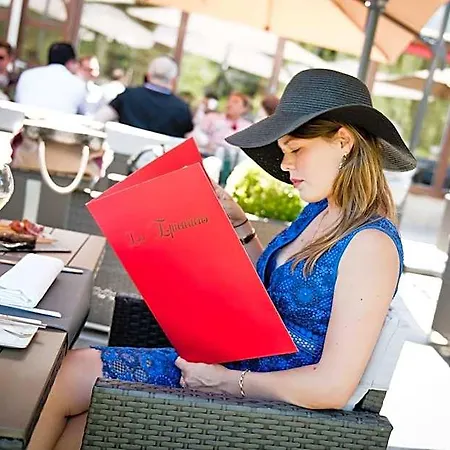 Domaine De Barive Hotel