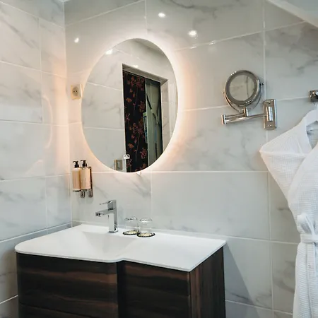 Domaine De Barive Hotel 4*