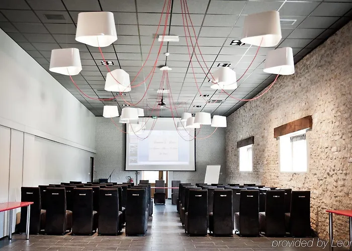 Domaine De Barive Hotel 4*